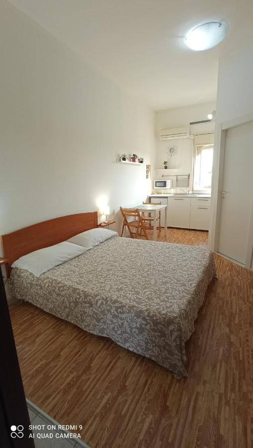 Fontanarossa Airport Apartment Catania Luaran gambar